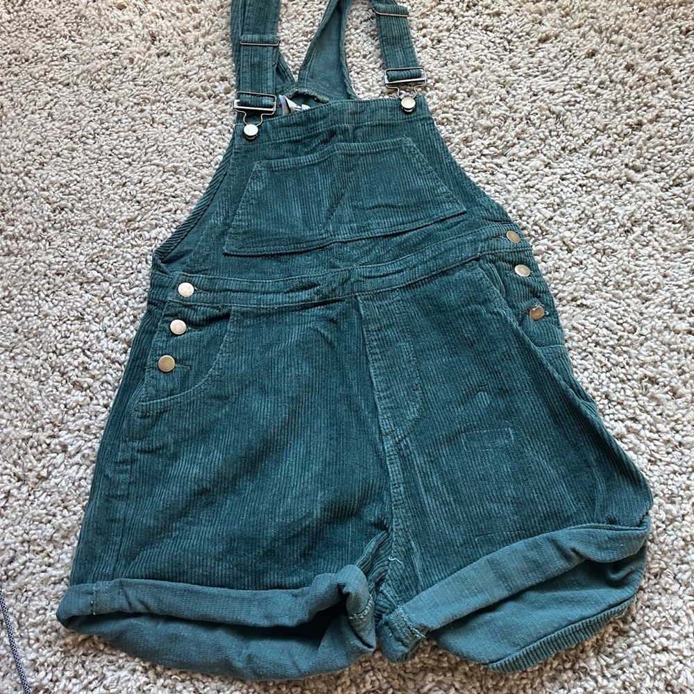 Princess Polly overall shorts size S